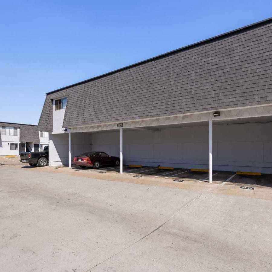 2500 B Ave - Photo 4 of 18