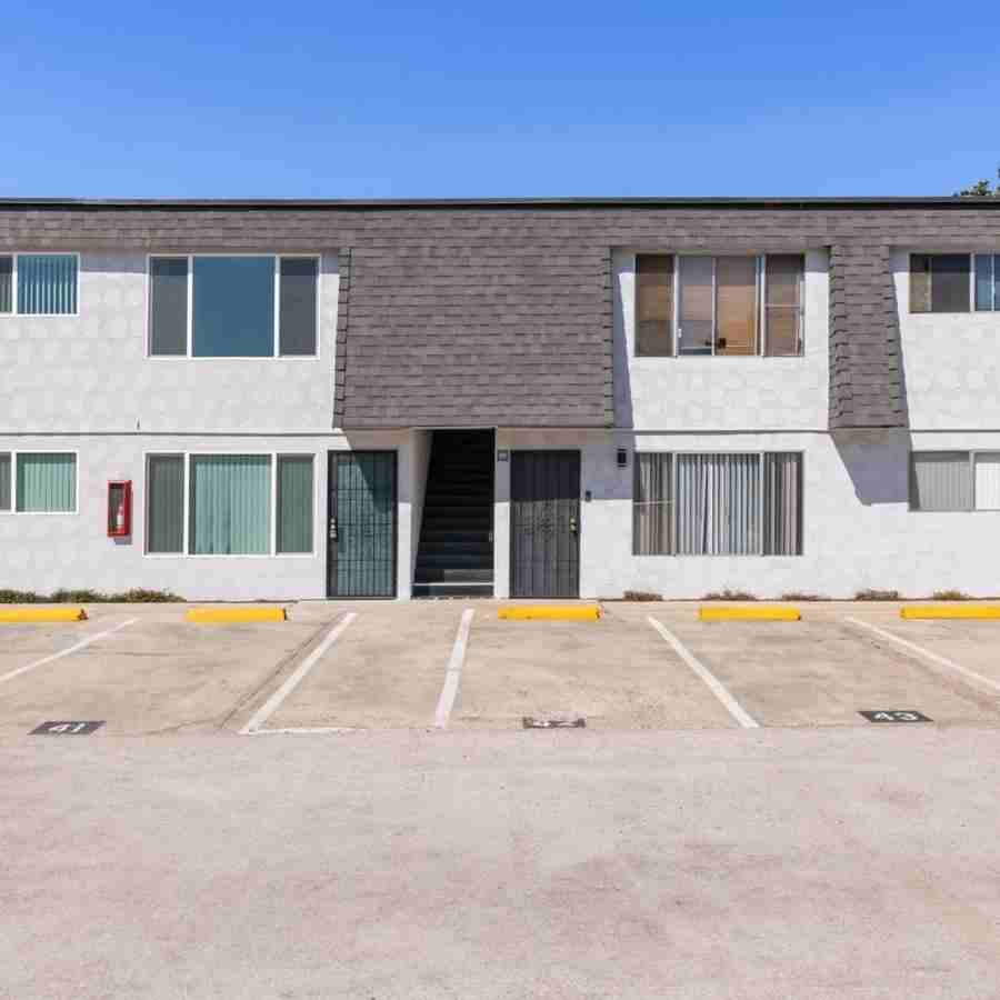 2500 B Ave - Photo 2 of 18