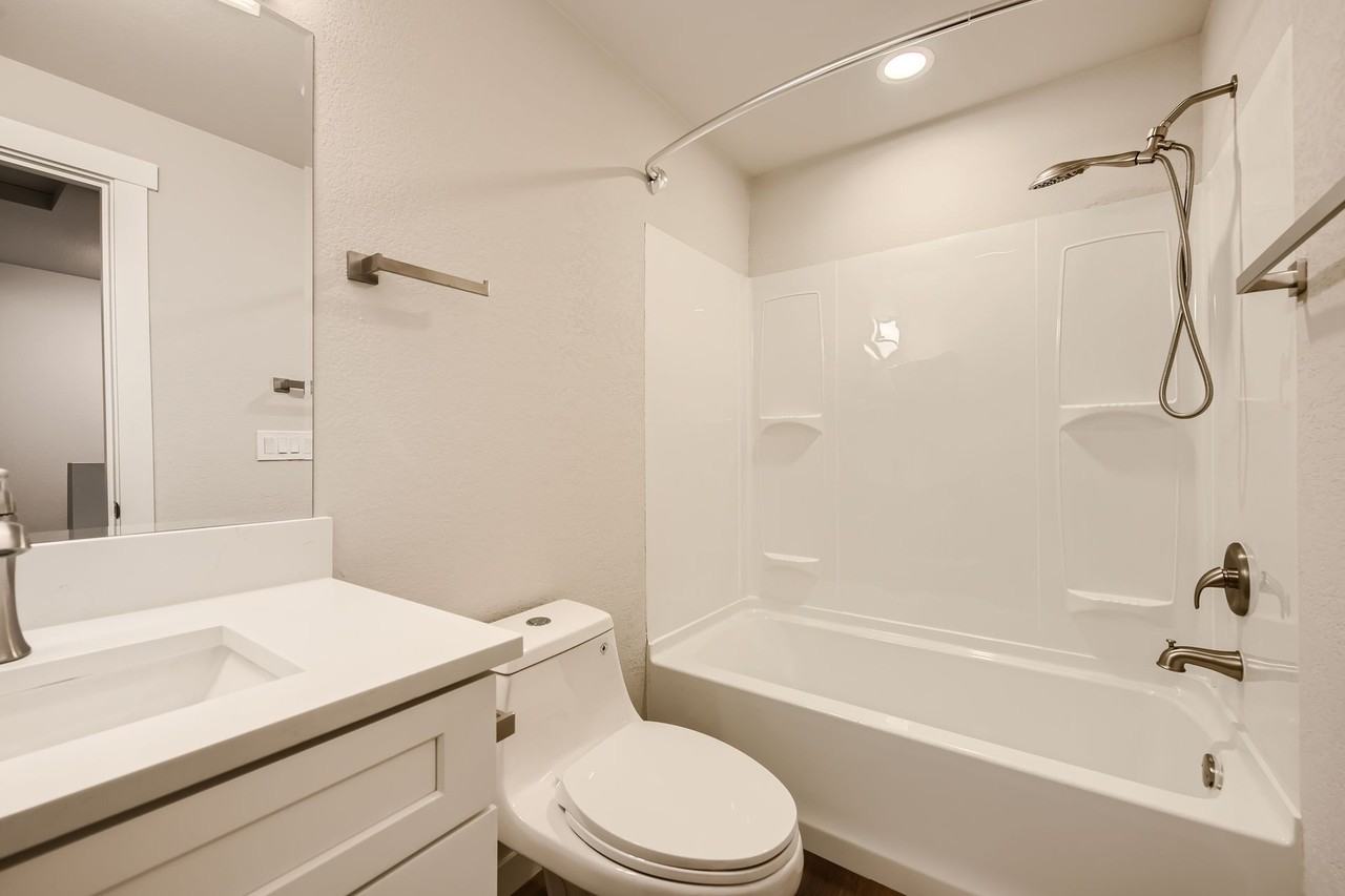 Mount Si - Photo 2 of 11