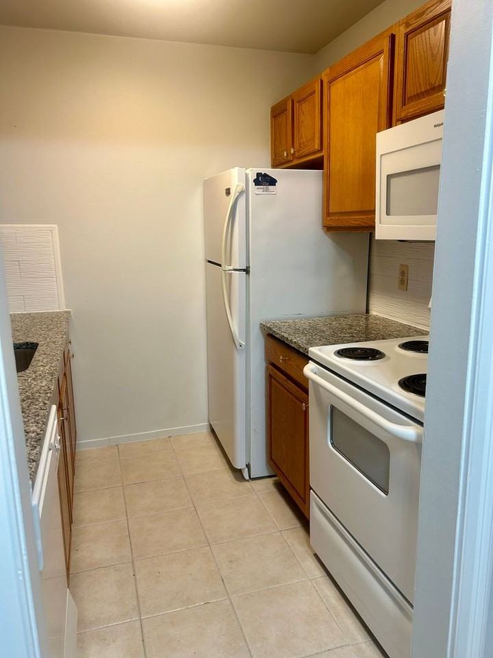 119-125 Perrin Street - Photo 4 of 27