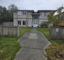 featured image of 12582 224 St #1