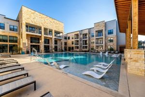 featured image of 17927 Overlook Loop