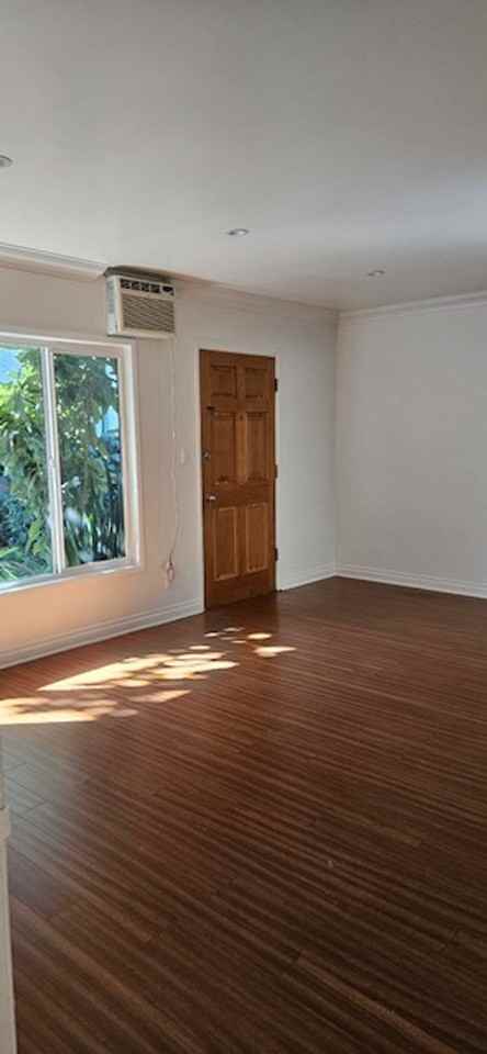 Morrison 10838 - Photo 2 of 7