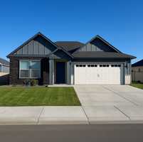 featured image of 8214 Cardinal Peak St