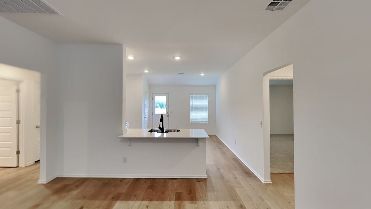 504 Sw 11th St - Photo 5 of 20