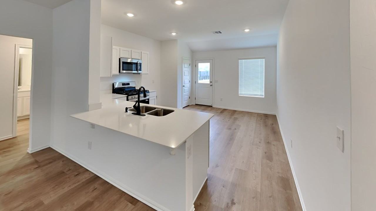 504 Sw 11th St - Photo 6 of 20