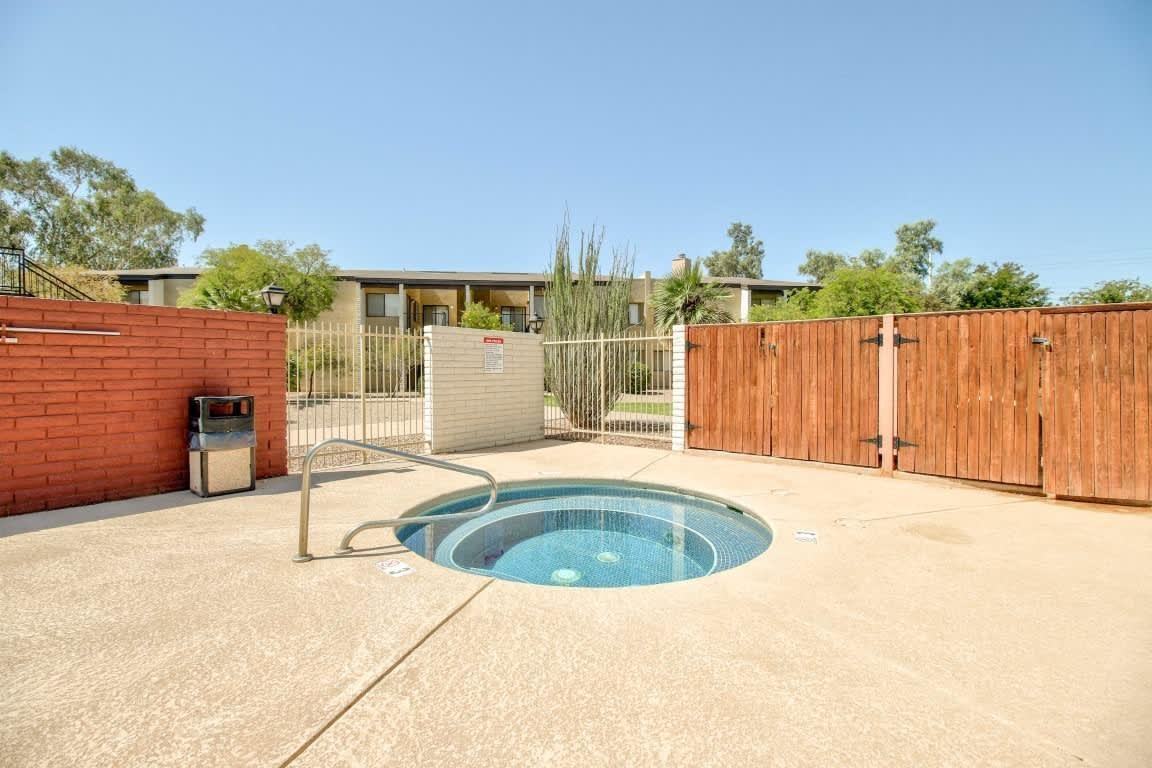 1000 N Arizola Rd - Photo 2 of 13