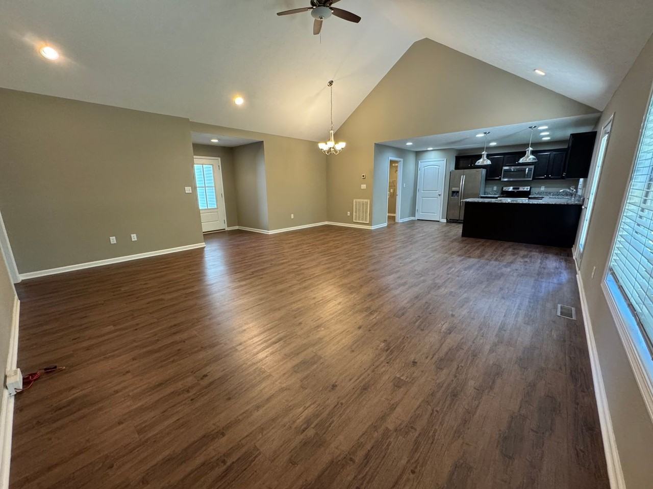 716 Red Maple Street - Photo 4 of 19