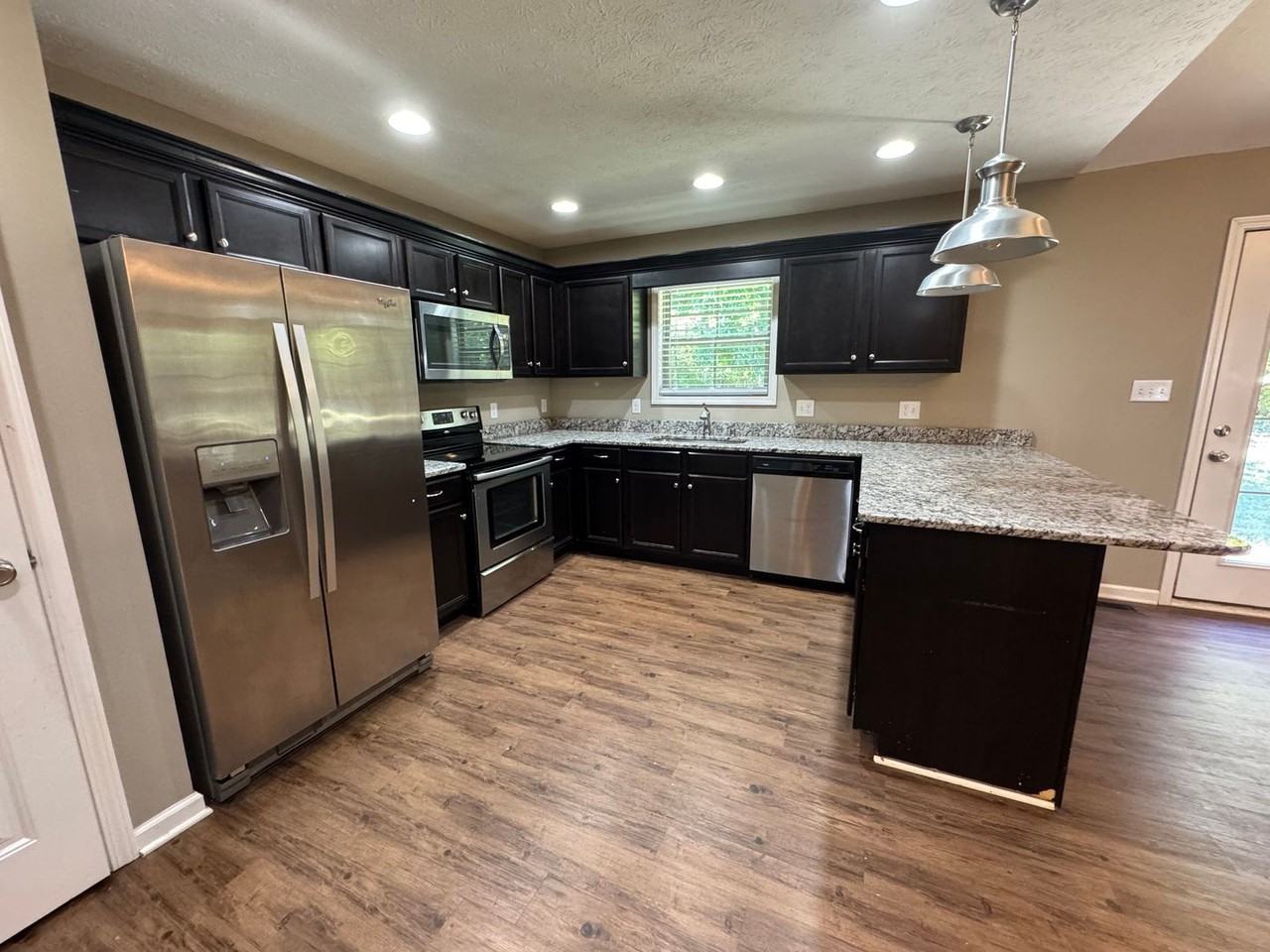 716 Red Maple Street - Photo 5 of 19