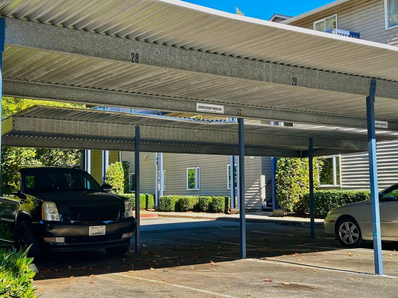 Ridgeline Apartments – Assigned Parking and In - Photo 4 of 5