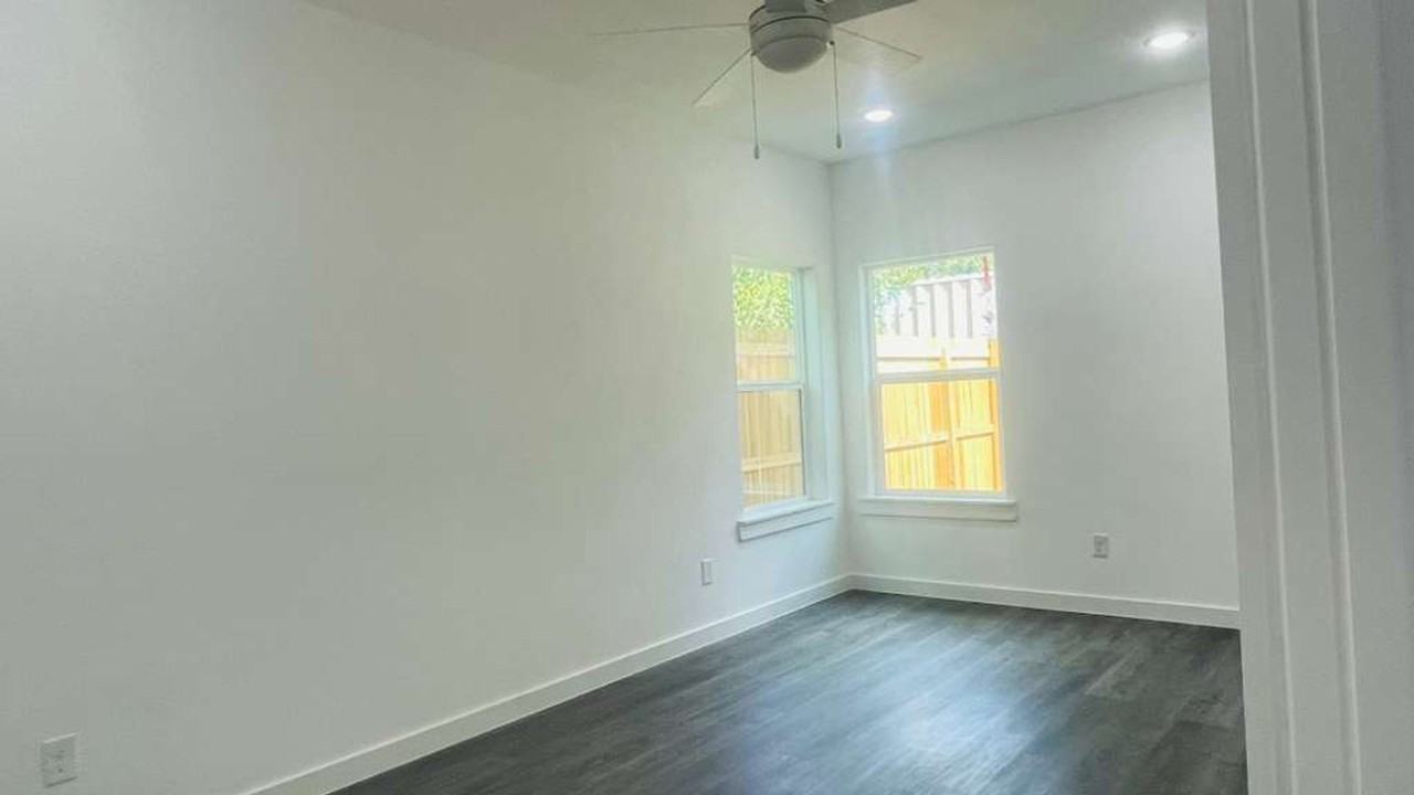 8412 De Priest St #A - Photo 5 of 16