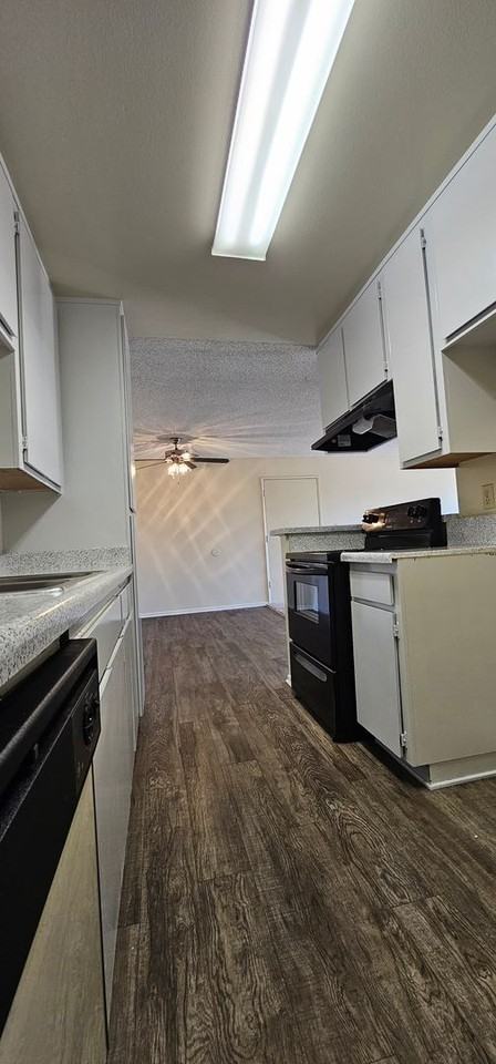 CASA COLIMA APARTMENTS - Photo 3 of 50