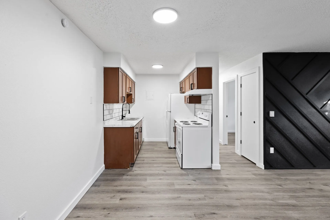 Cypress 2 - Photo 2 of 30