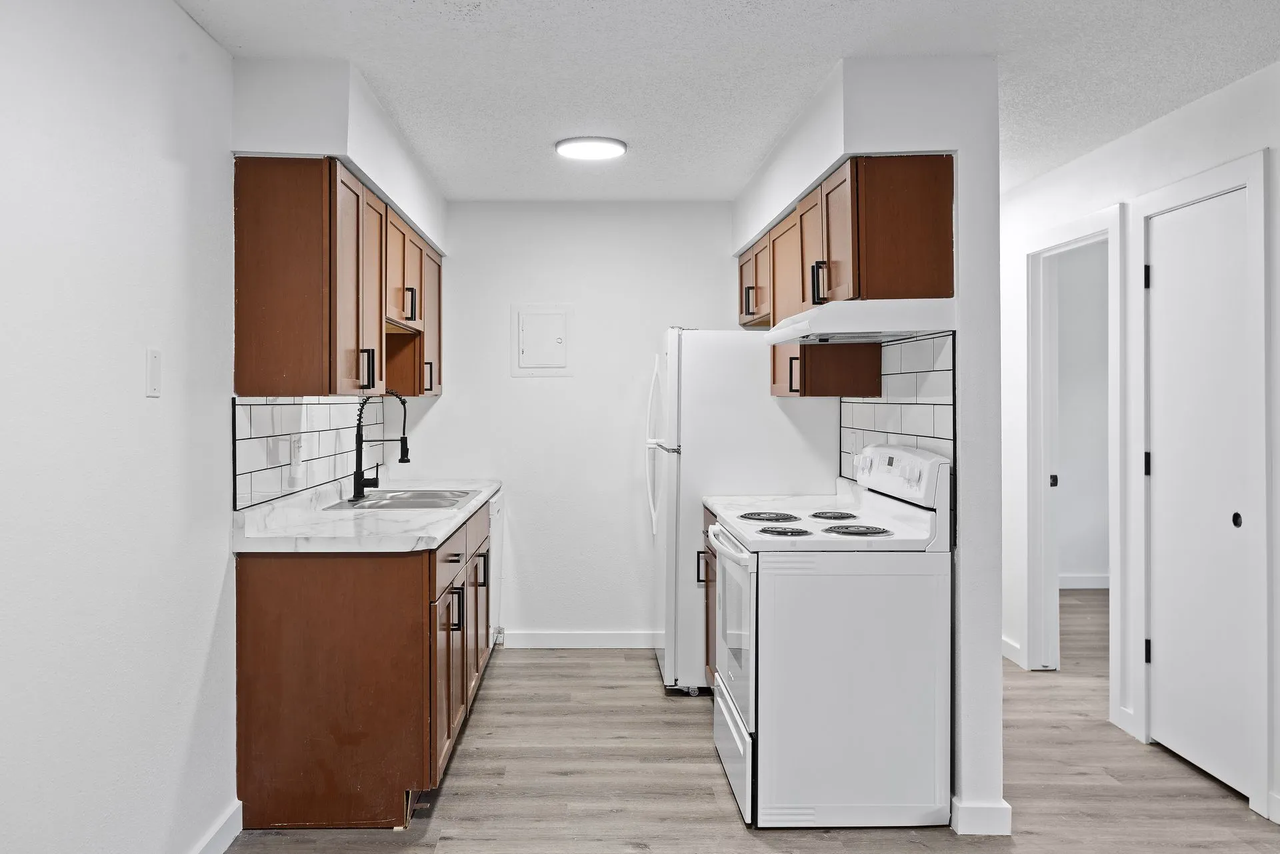 Cypress 2 - Photo 3 of 30