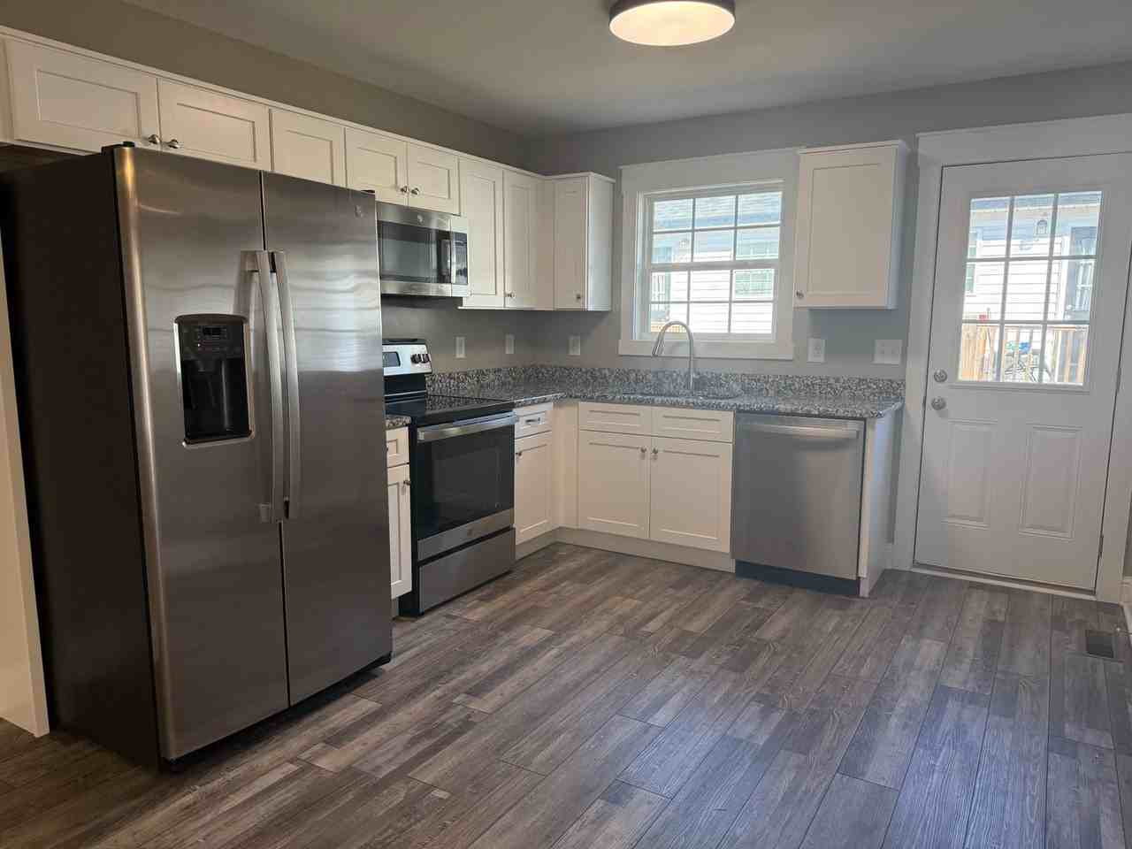 115 Buster Ln #B - Photo 3 of 14