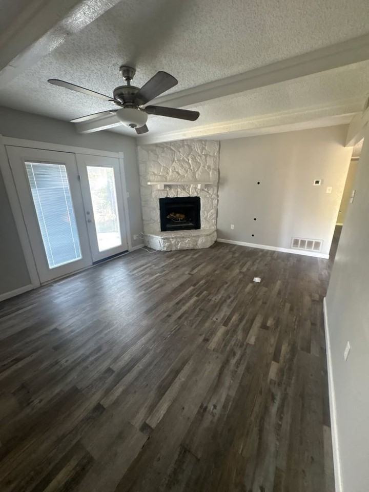 5416 Spring Willow Dr - Photo 3 of 11