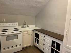 443 Greenwood Ave - Photo 1 of 1