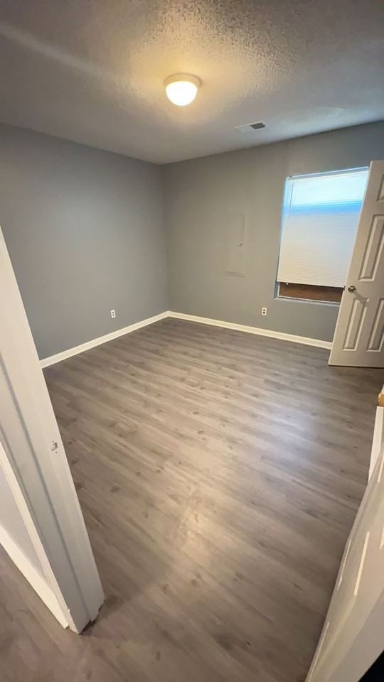 4436 Suncrest Drive - Photo 7 of 12