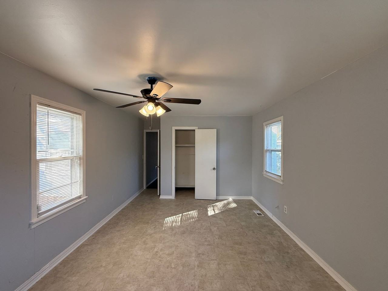 1300 Nw 83rd St - Photo 7 of 11