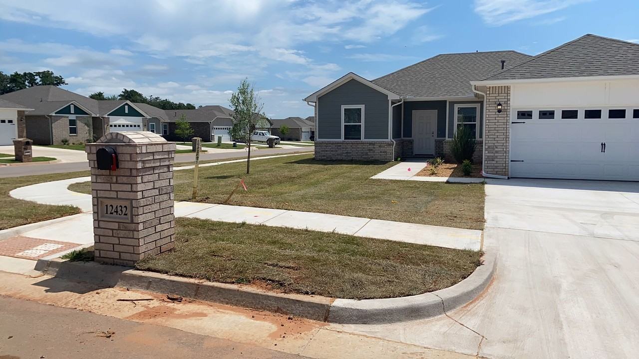 12432 Ride Ave - Photo 3 of 22