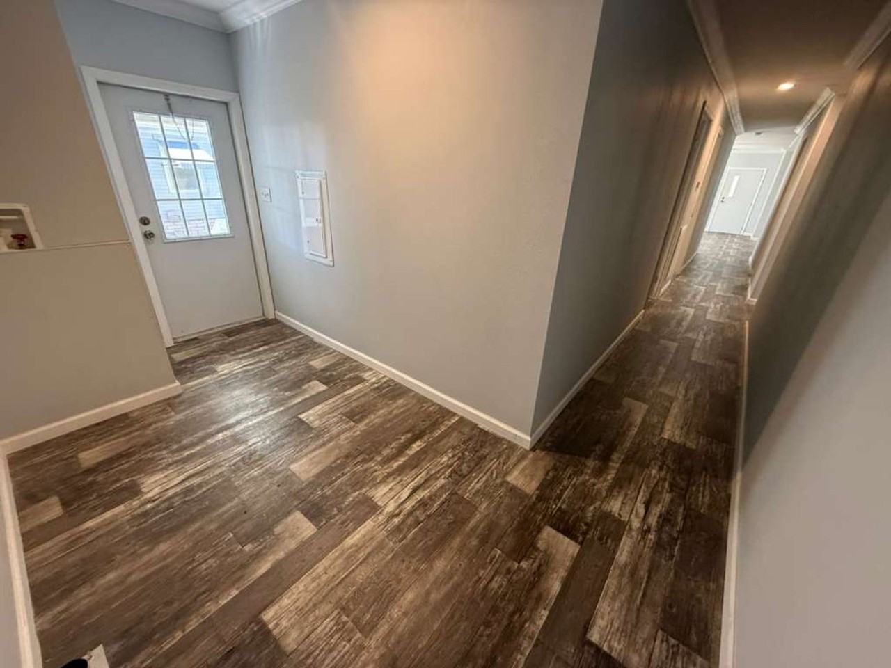 2500 Ayerswood Dr - Photo 2 of 23