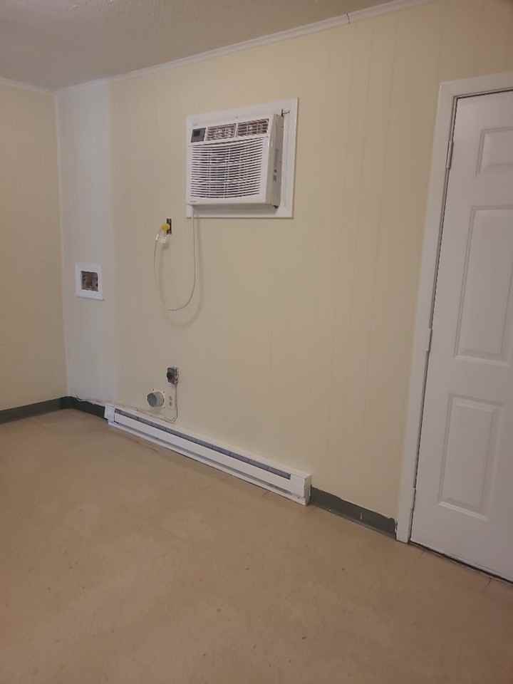 Montgomery Apartments - Photo 3 of 6