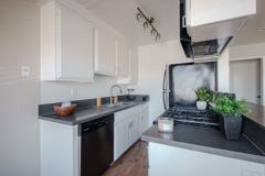 12914 Doty Ave - Photo 1 of 1