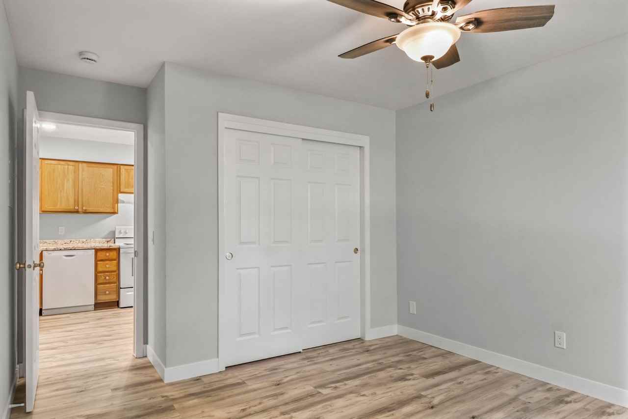 Ashford Arms - Photo 7 of 37