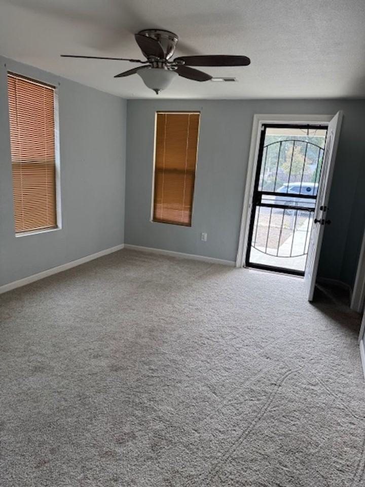 829 E 3rd St - Photo 2 of 11