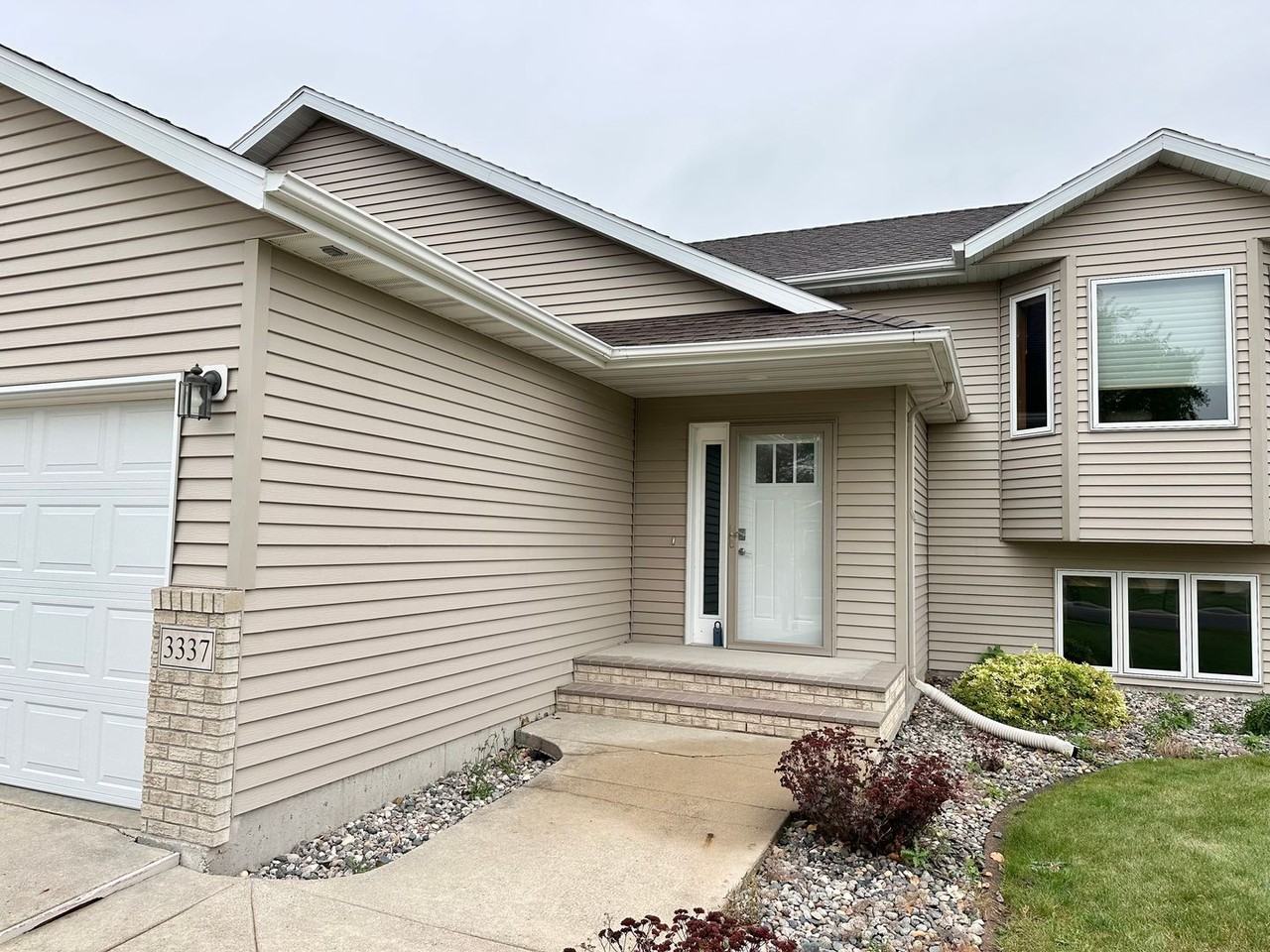 3337 Monroe Street - Photo 2 of 28