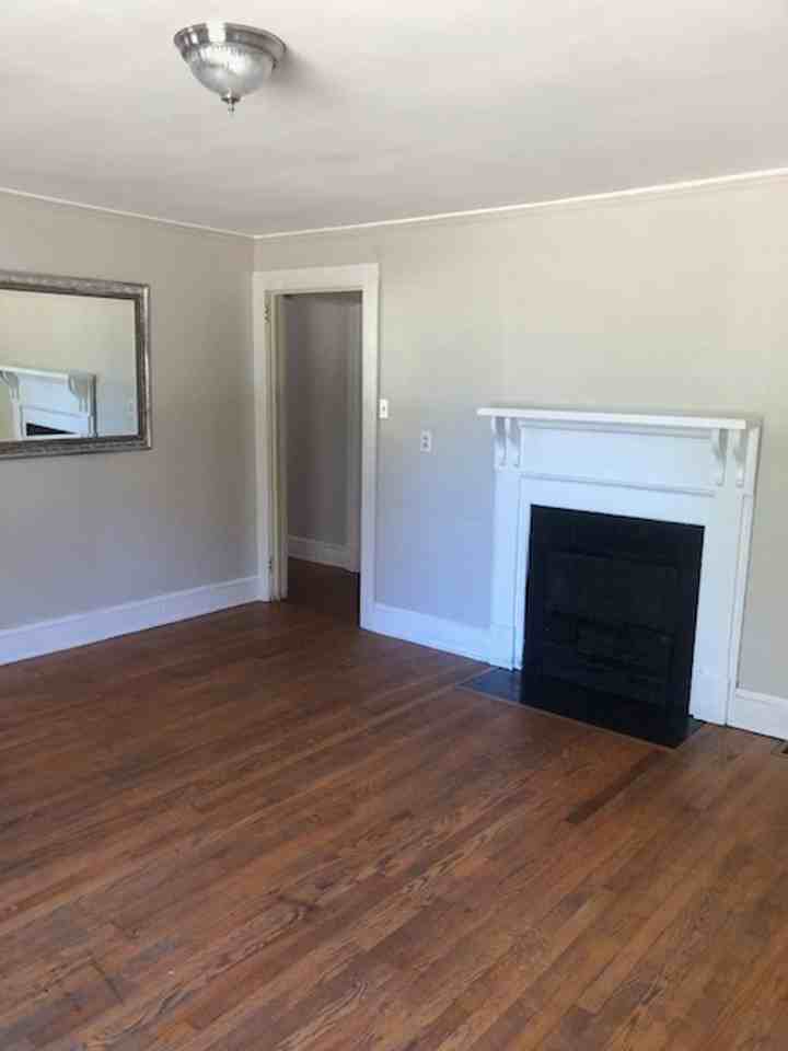 206 Devon Street - Photo 5 of 14