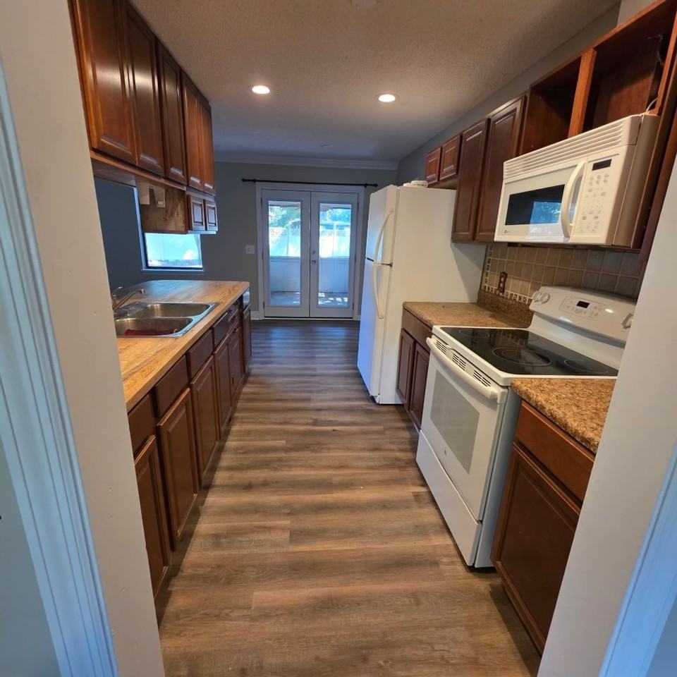 9 Powder Horn Rd - Photo 7 of 14