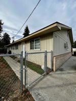 featured image of 1106 S 18th Ave