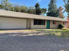735 Kenyon St - Photo 1 of 1