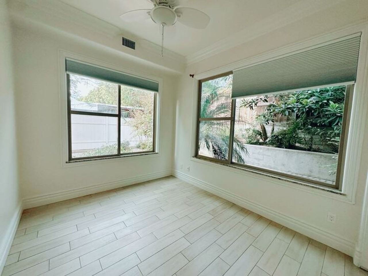 1274 Pine Ave - Photo 7 of 27