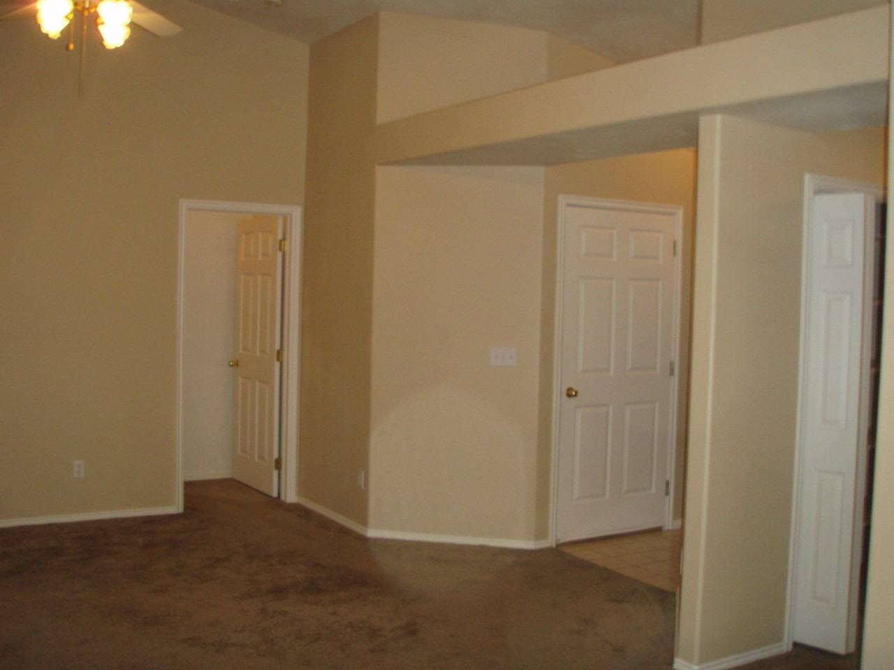 210 Mall Drive - Photo 2 of 7