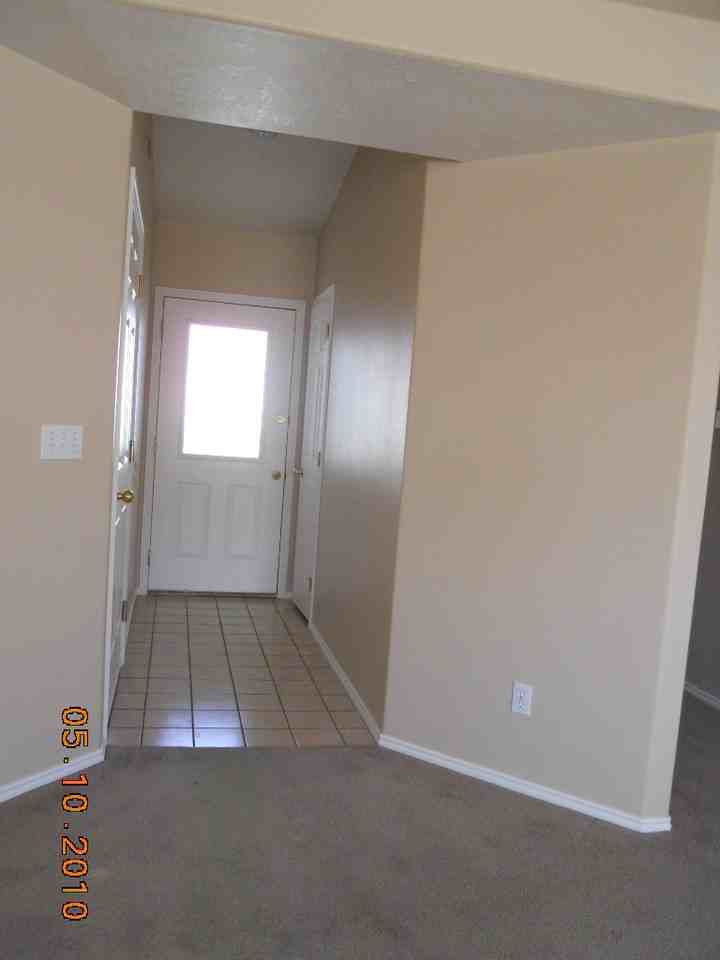 210 Mall Drive - Photo 6 of 7