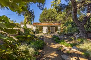 108 E Summer St #B - Photo 1 of 1