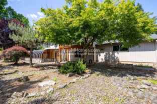 5615 Se Hillwood Cir - Photo 1 of 1