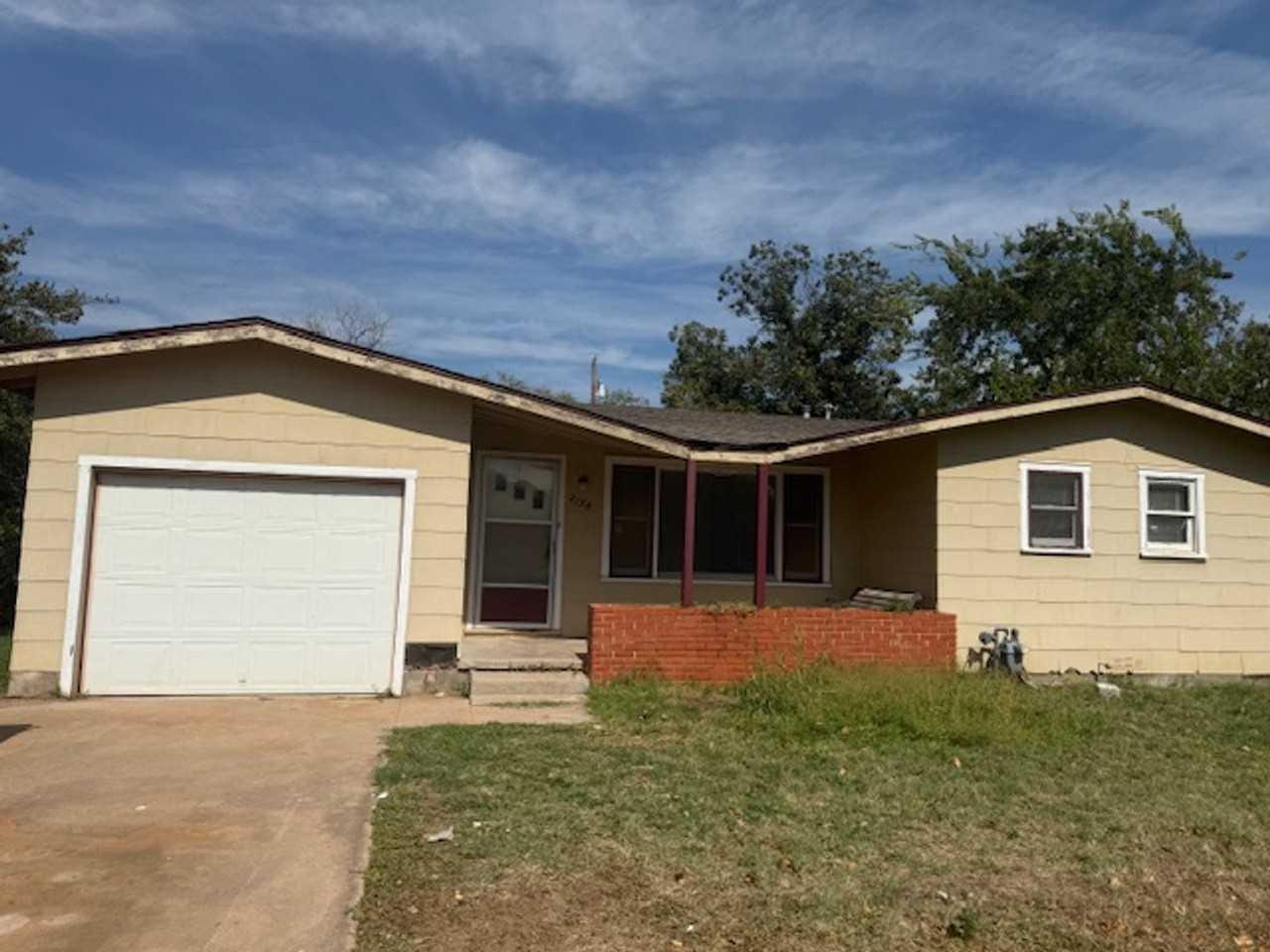 2158 Lowden St - Photo 2 of 12