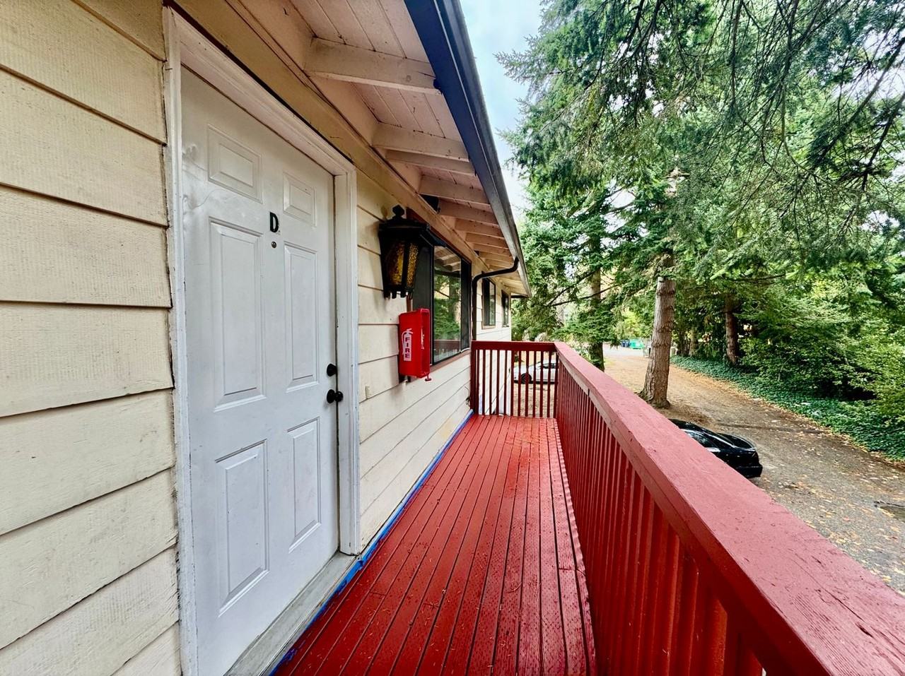 7705 Timber Hill Dr #D - Photo 3 of 19