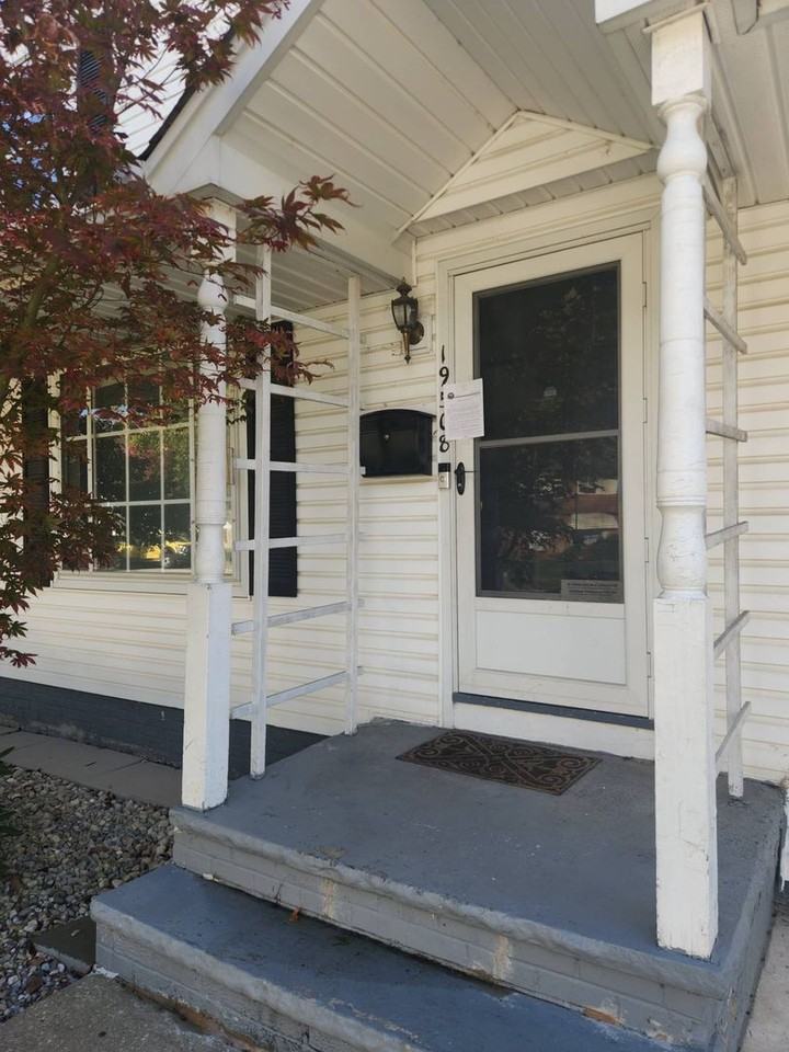 19508 Lanbury Ave - Photo 2 of 28