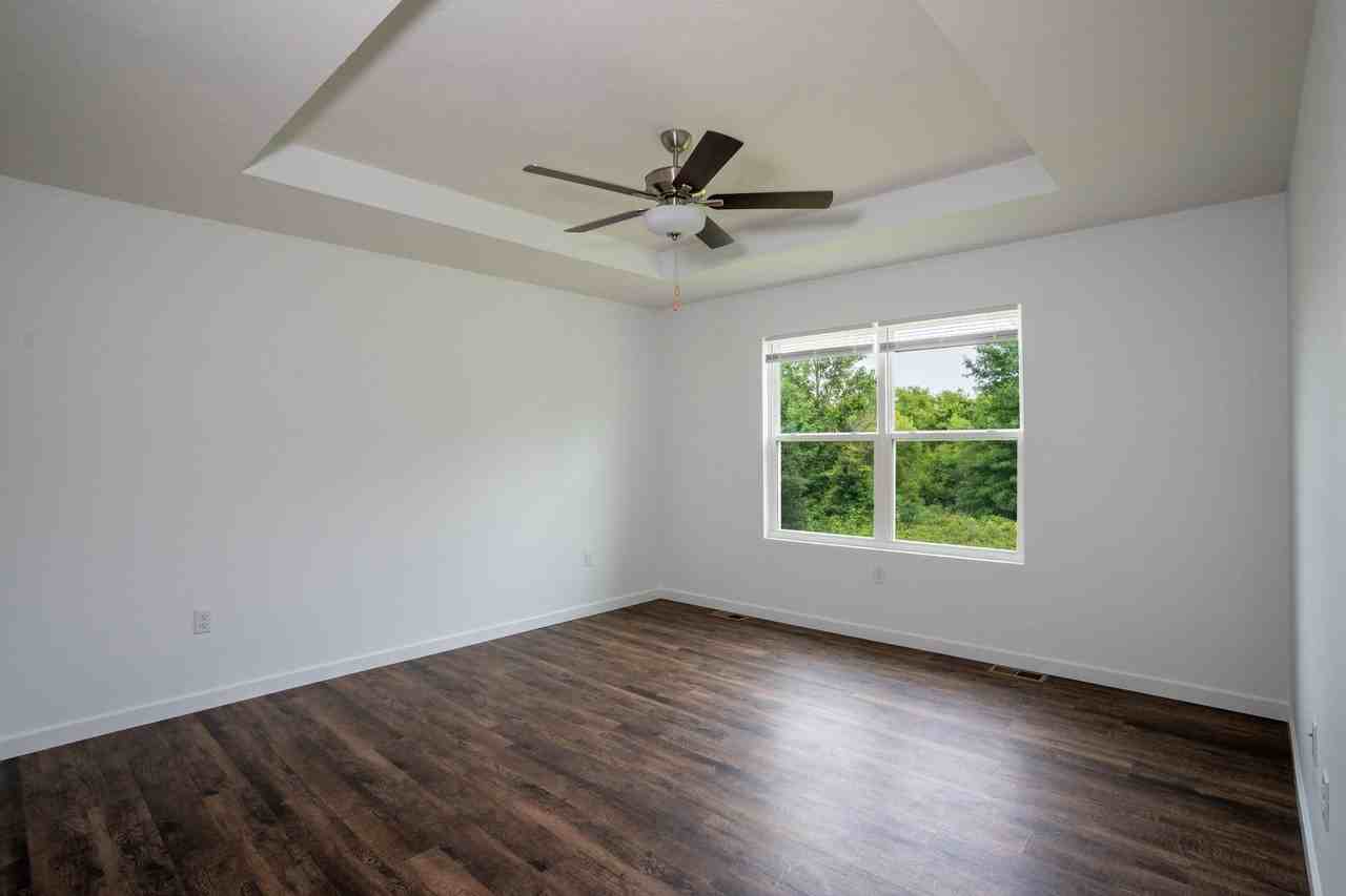 2605 2605 S Cheri Dr - Photo 6 of 28