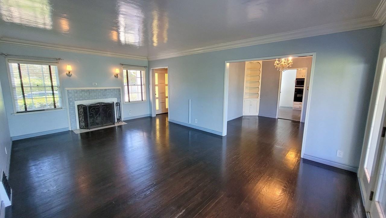 13739 Ridge Rd - Photo 2 of 32