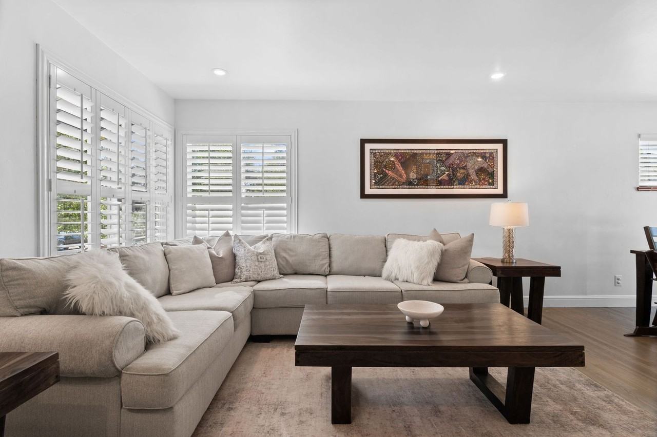 4501 E Utah Pl - Photo 4 of 34