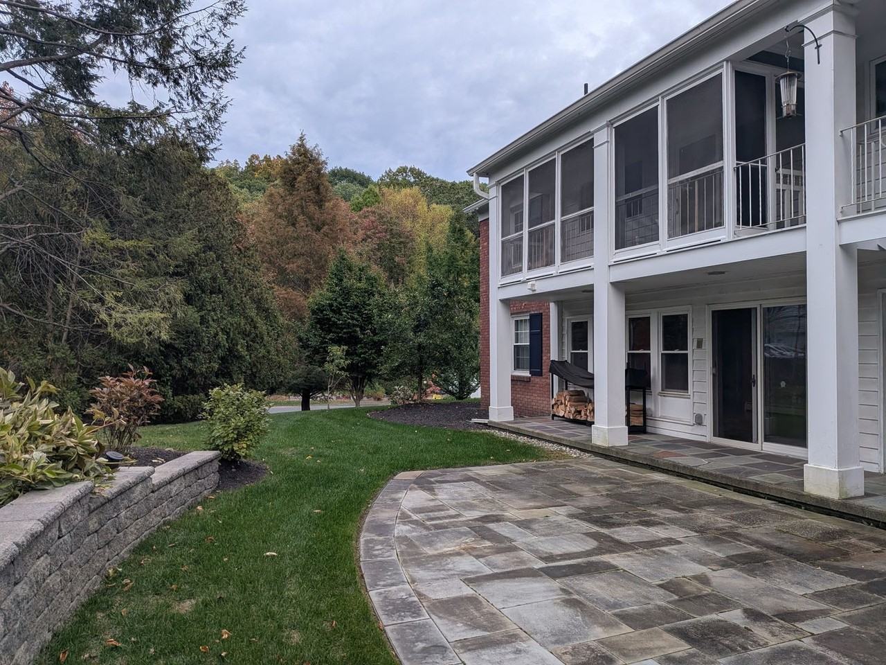 2 Newell Ct - Photo 2 of 45