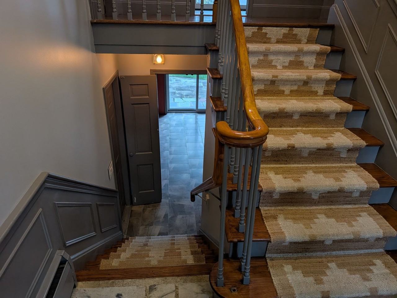 2 Newell Ct - Photo 5 of 45