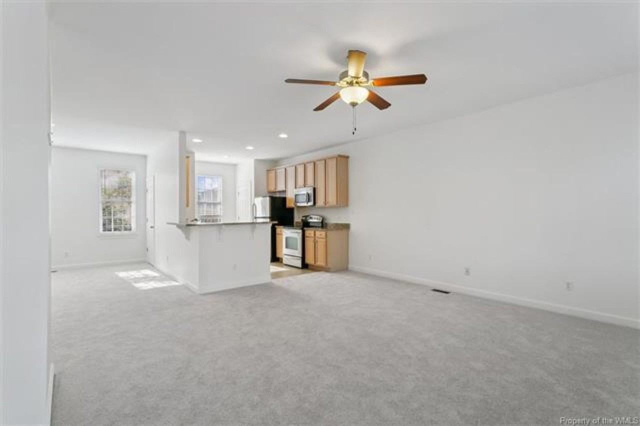 5403 Discovery Park Boulevard - Photo 6 of 15