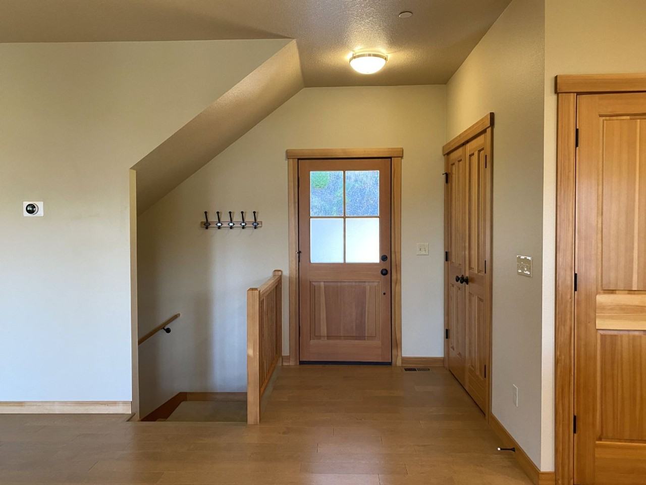 945 5th Ave - Photo 3 of 36