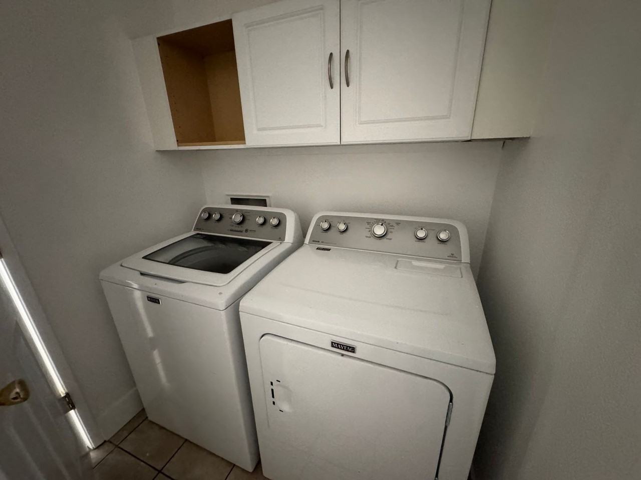 1775 London Cir - Photo 5 of 14